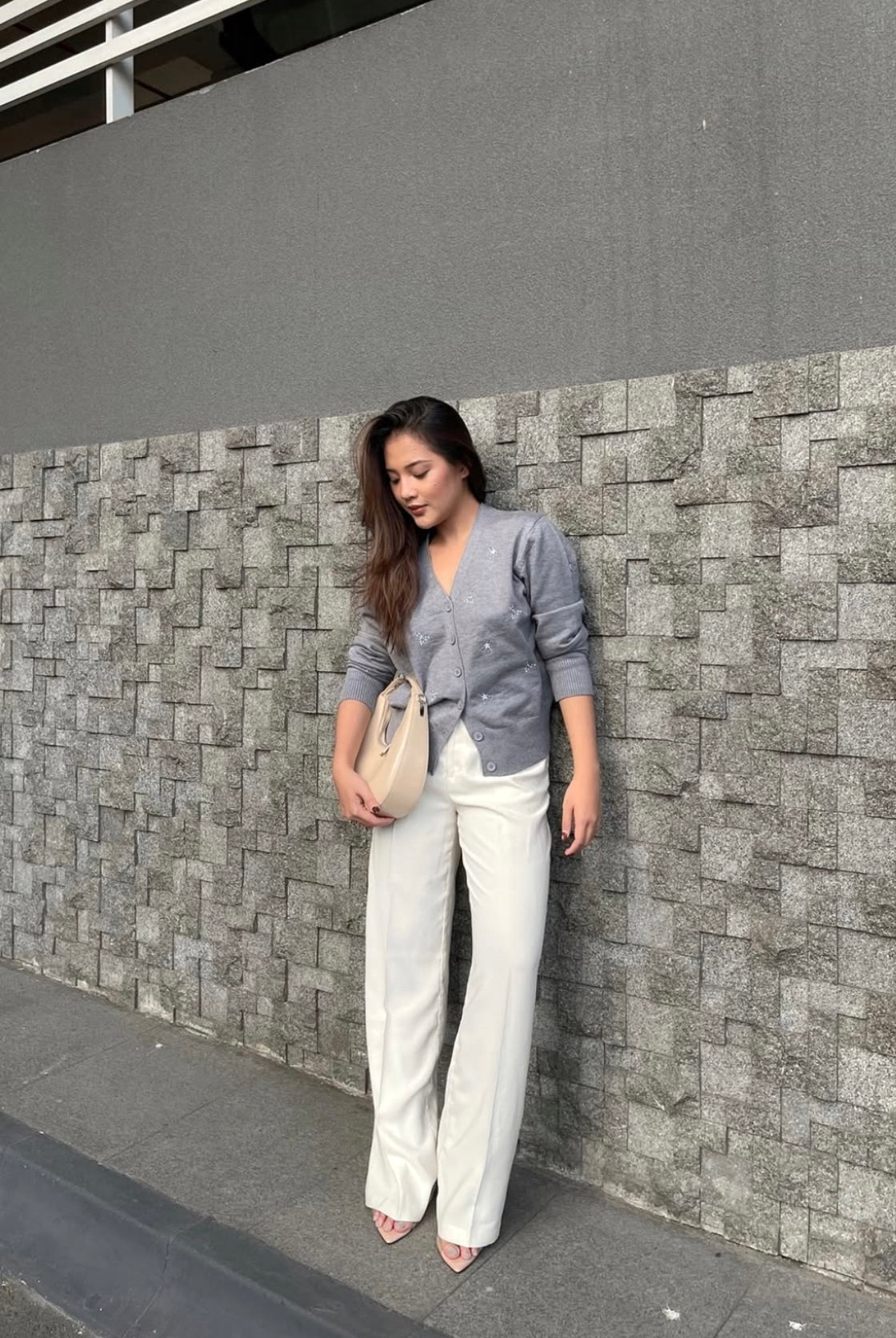White Double Hook Trousers