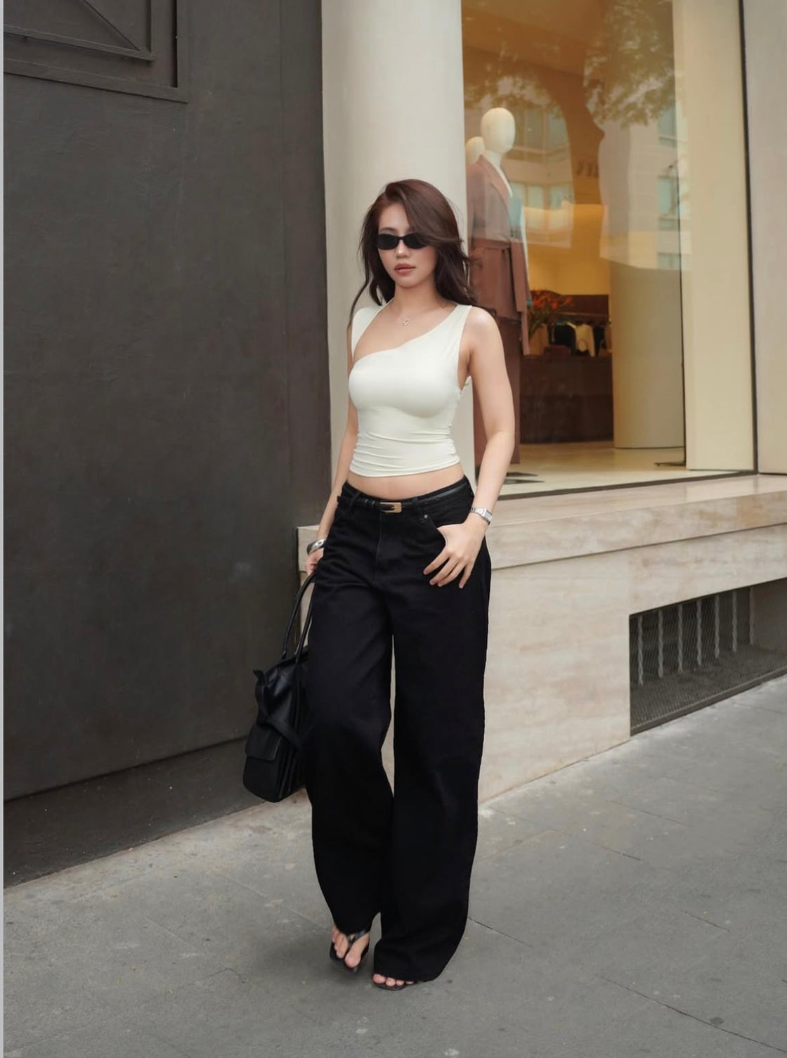 Black Relaxed Fit Jeans